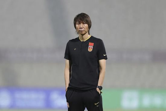 鲁一鲁色